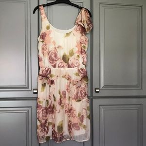 CL Lauren Conrad soft side ruffled dress